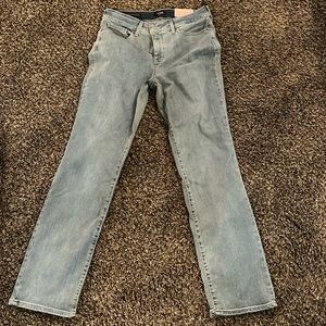 NYDJ size 10 Marilyn straight